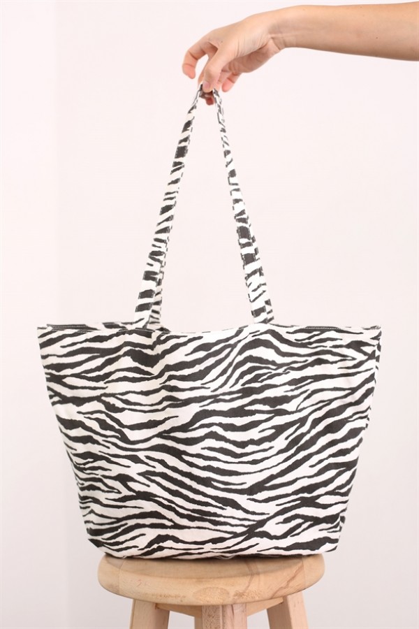 Beyaz Kesik Paça Havuç Pantolon 00104